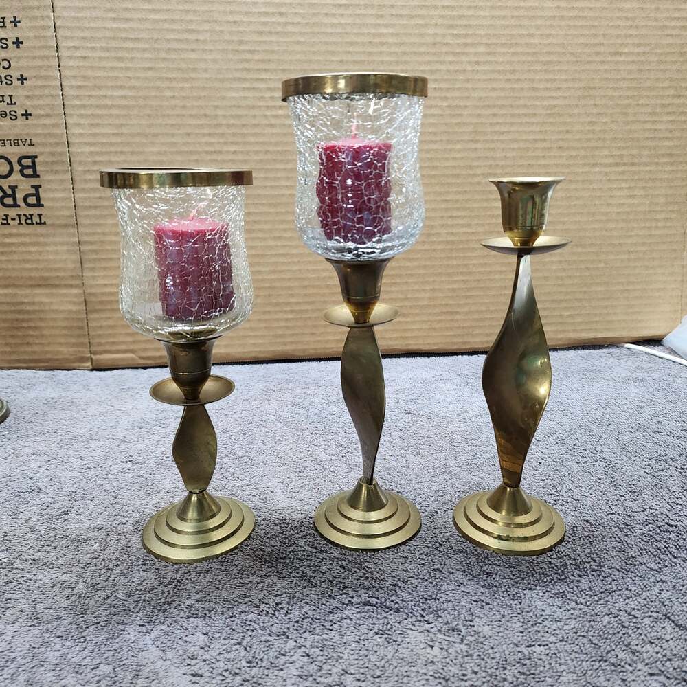Set of 3 twisted brass candle sticks w/2 crackle glass votive candle holders b55